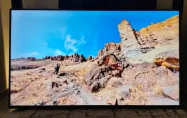 TV ANDROID 70 inchi Digital Smart