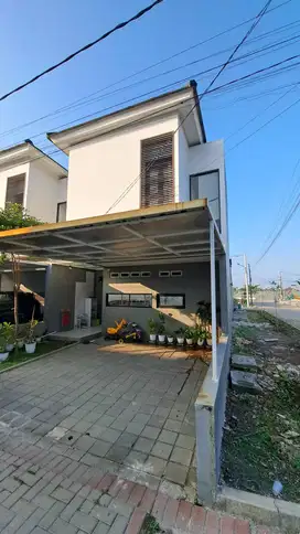 Rumah Hook 2 Lantai dekat Podomoro Bandung