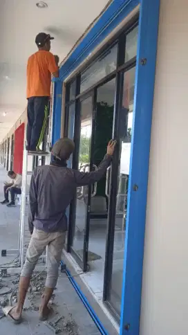 Produsen pintu Harmonika