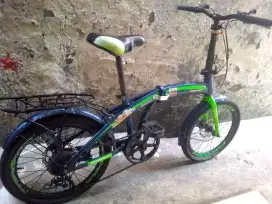 Sepeda lipat Evergreen