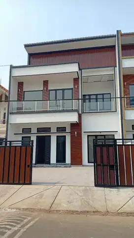 Dijual Cepat Rumah siap huni di Nusaloka Bsd City