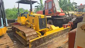 Dijual Bulldozer Komatsu model D31P-20 tahun 2009