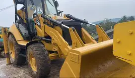 Dijual Backhoe Loader Caterpillar model 428F Seri 2 Tahun 2018