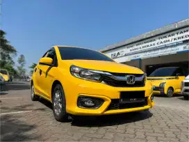 LOW KM!! HONDA NEW BRIO 1.2 E CVT MATIC 2022 KUNING