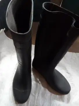Sepatu Booth merek Toyobo size 41