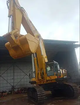 Dijual Excavator Komatsu PC1250-7 Tahun 2010