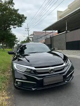 Honda Civic Turbo  2019
