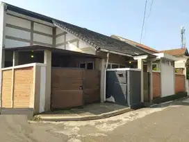 Rumah Hook Bagus Murah Siap Huni Langka di Sayap Tata Surya Margahayu.