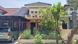 RUMAH DISEWAKAN FULL FURNISH STRATEGIS CITRALD UTARA SBY BARAT