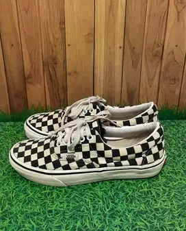 Sepatu vans authentic