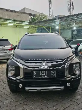 Xpander Cross 2020 Premium Package