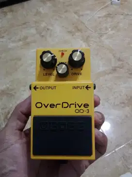 Efek gitar OVER DRIVE OD3-BOSS