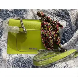 TAS STEVE MADDEN ORIGINAL 100%