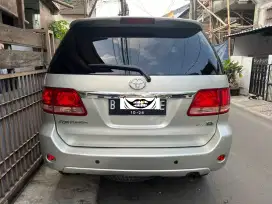 Toyota fortuner G lux 2.7 matic 2006 pribadi g 2007