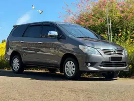 Toyota kijang Innova 2.0 G BSN Mt 2011 km +/- 71.000
