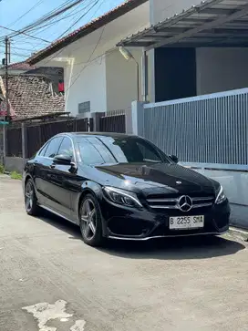 Mercedes-Benz C300 2018 Bensin