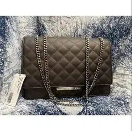 TAS CHARLES & KEITH ORIGINAL 100%