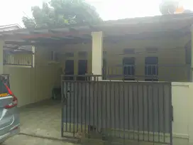 Rumah minimalis siap huni di pondok cipta