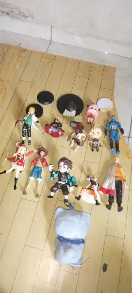 Jual cepat mainan action figur