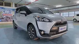 TDP Rendah Toyota Sienta 1.5 V Bensin-AT 2017 Silver CUFKB