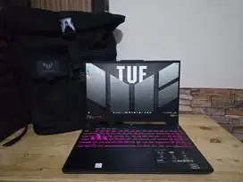 ASUS TUF GAMING A15 R7 RTX4050 16/512 GRESS