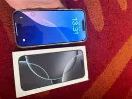 Iphone 16 Pro Max, Warna putih 256 Gb, garansi Ibox. Istimewa