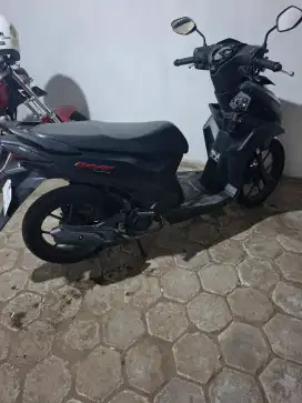 Honda beat deluxe 2023 hitam doff