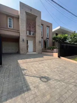 Di sewakan rumah siap huni di pondok indah jaksel dekat PIM