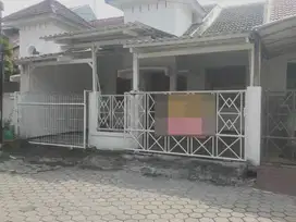 Dijual Rumah Taman Pondok Indah Wiyung Surabaya Barat