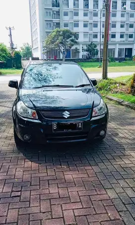 Di jual Suzuki SX4 Xroad