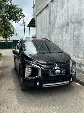 Mobil xpander cross premium