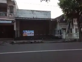 Dijual Ruko Pinggir Jalan Raya Kusuma Bangsa Jombang