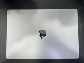 MACBOOK PRO M1 pro 16/1tb
