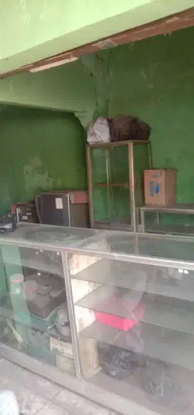 Etalase buat jualan