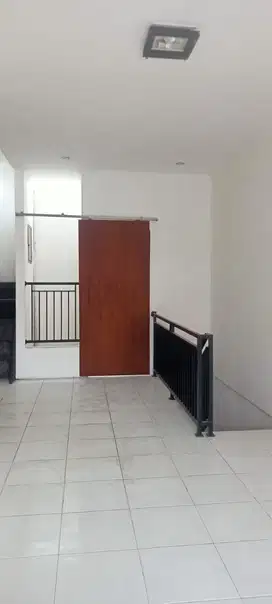 Rumah CANTIK 2 LANTAI SIAP HUNI Strategis di Bintaro Pondok Aren