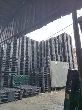 Jual beli pallet plastik