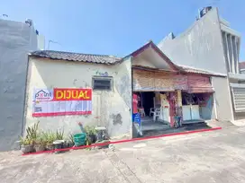 Rumah Lama Hitung Tanah Dekat Stadion Manahan Solo