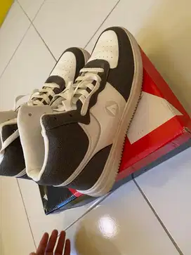 Airwalk original white grey