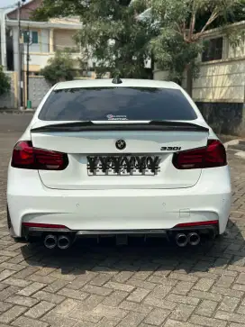 BMW F30 330i 2017