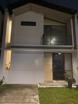 Dijual Rumah 2 Lantai, Cendana Cove Lippo Village By Rumah Chinida