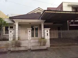 RUMAH NYAMAN, BAGUS SIAP HUNI DI BINTARO JAKARTA SELATAN