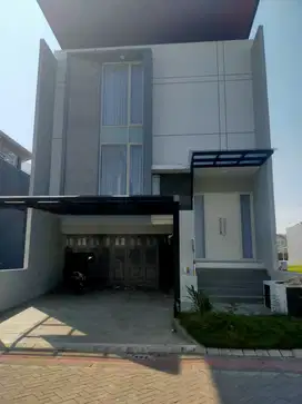 Rumah Siap Huni 3 lantai Grand island Pakuwon City Surabaya