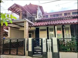 RUMAH MURAH 2,5 LT SIAP HUNI DI KOMPLEK PONDOK KELAPA JAKARTA TIMUR