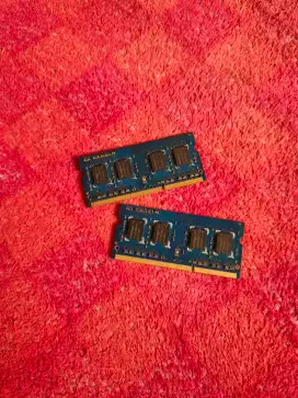 RAM 4 GB 2 Keping (2GB+2GB)