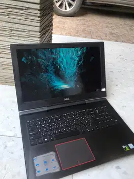 DELL INSPIRON 15 GAMING 7577 (Core i7 7th) GRATIS ASUS A555L (Core i5)