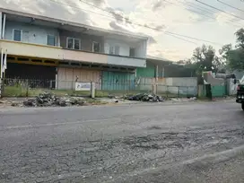 Ruko dan Gudang 955m² Strategis Pinggir Jl Besar Solo