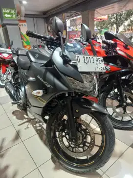 GIXXER 250 2022 - SRI SANJAYA - DISKON 1 JT CASH KREDIT