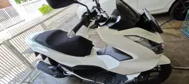 Jual PCX CBS 2023 Putih Low KM