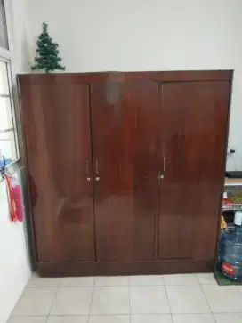 Lemari baju kayu jati