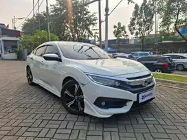 DP 5% Honda Civic 1.5 Prestige Bensin-AT 2018 EDZ